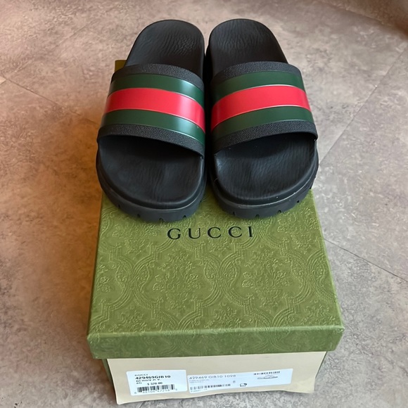Gucci Other - Mens Gucci Lug Slide - Dust Bags included